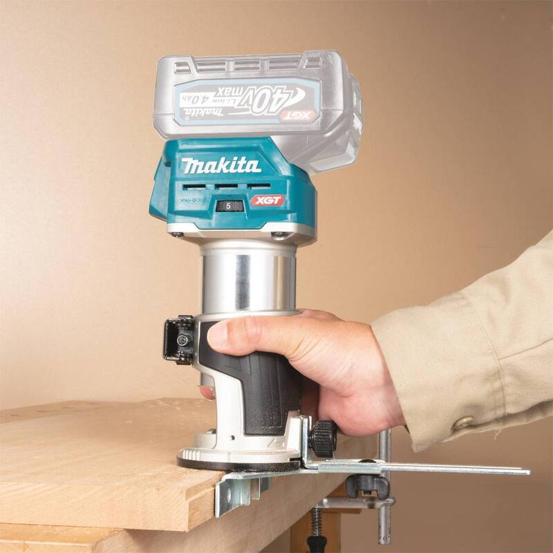 Enrutador compacto inalámbrico sin escobillas Makita 40V max XGT (Herramienta solamente) - GTR01Z