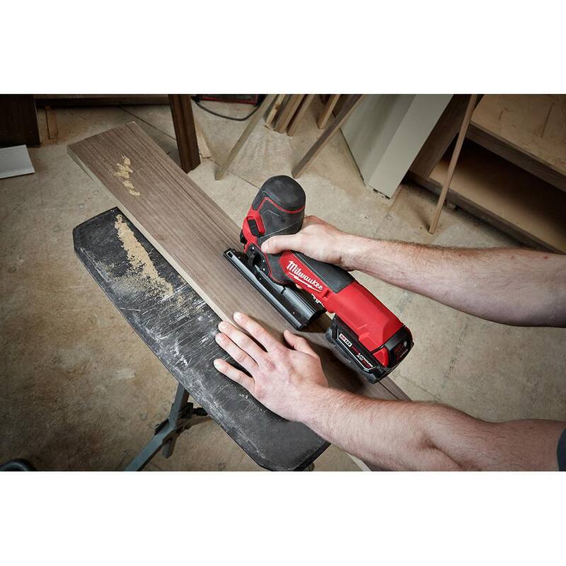 Juego de Router Compacto Inalámbrico sin Escobillas y Sierra de Calar con Agarre de Barril Milwaukee M18 FUEL 18V Lithium-Ion (Solo Herramienta) - 2723-20-2737B-20