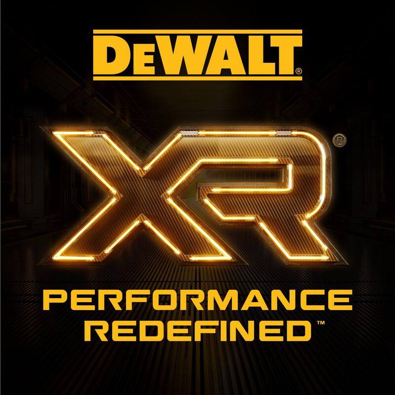 Enrutador sumergible inalámbrico sin escobillas DEWALT 20-Volt MAX XR de 2-1/4 caballos de fuerza pico de iones de litio con paquete de batería 20-Volt MAX XR 8.0 Ah - DCW620BWDCB2108