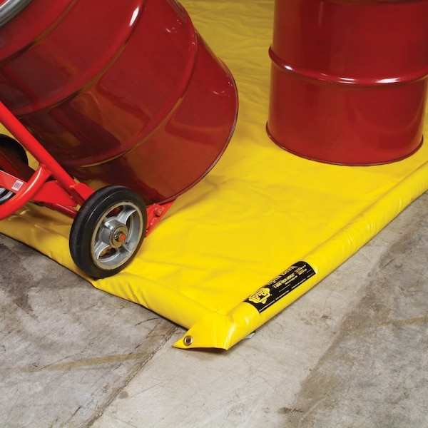 Pig PIG FlexBerm Spill Containment Pad 11.5' L x 10.5' W x 2" H - PAK936