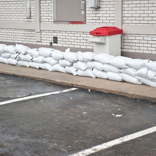 Durasack 14 in. x 26 in. Empty Sand Bags with Tie Strings, White, 1000PK - SB-1426WHT