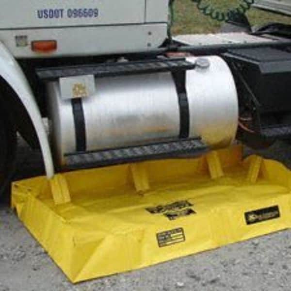 Brady Lightweight Portable Spill Containment Berm, 4'x 4', Sump Capacity 79 gal - SB-SL44
