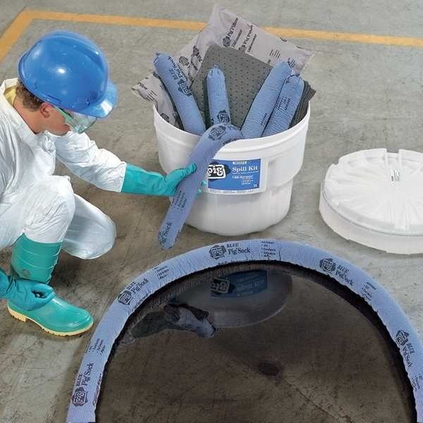 Pig Spill Kit, 12 gal Volume Absorbed per Kit, 20 gal Capacity, Drum, White, 35 - KIT211