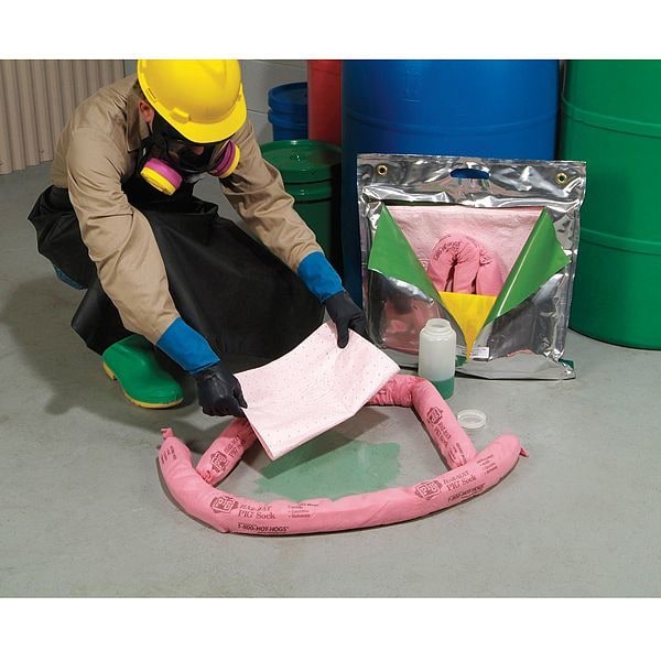 Pig Spill Kit, 5 gal Volume Absorbed per Kit, Not Applicable Capacity, Bag, Silver, 24 - KIT355