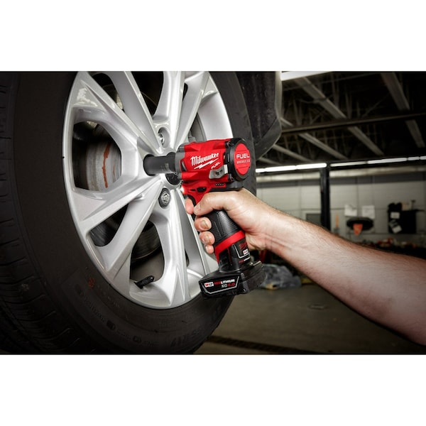 Milwaukee Tool M12 FUEL Stubby 1/2" Impact Wrench Kit - 2555-22