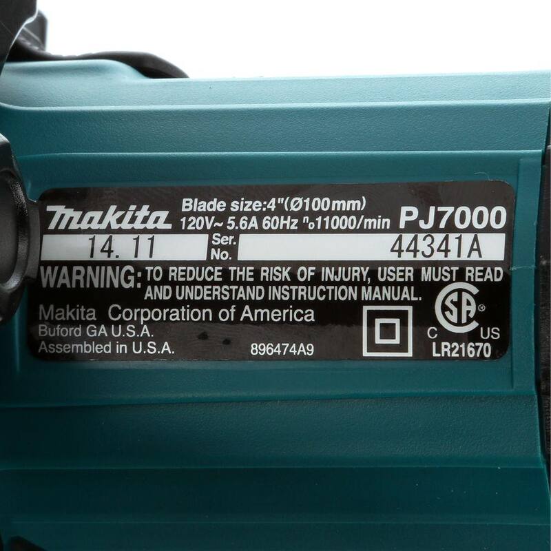 Unión por placa con cable de 6 amperios de Makita con bolsa de polvo y estuche de herramientas - PJ7000