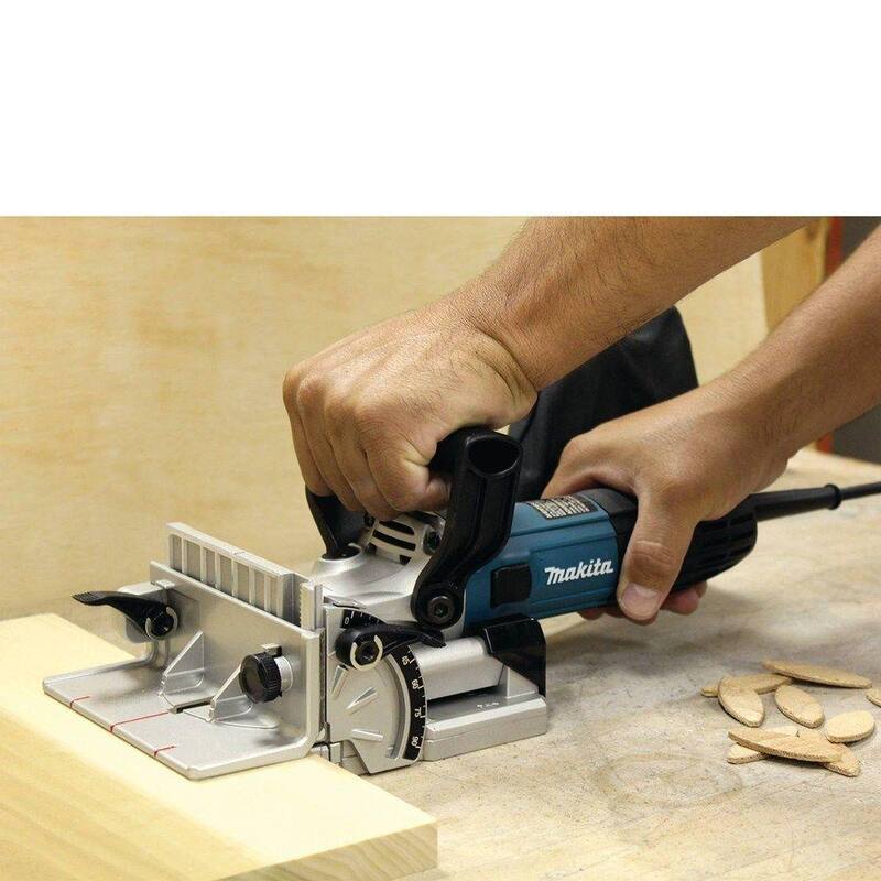 Unión por placa con cable de 6 amperios de Makita con bolsa de polvo y estuche de herramientas - PJ7000