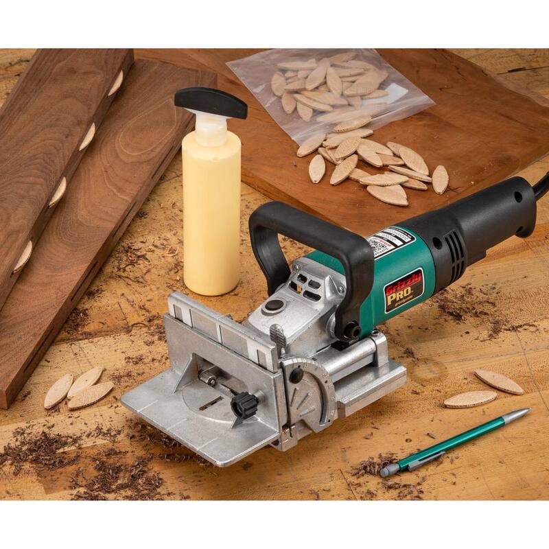 Grizzly Industrial 5 .9 Amp, Unión de galleta con cable - T31999