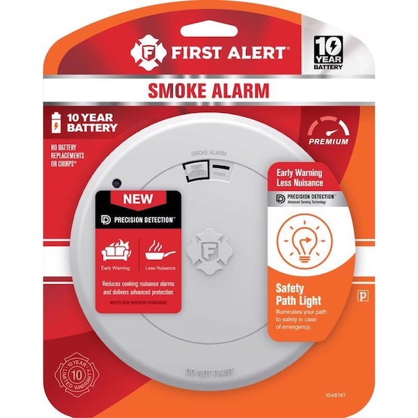 First Alert First Alert 10 Year With Path Light Battery-Powered Photoelectric Smoke Detector 1 pk - 1046747