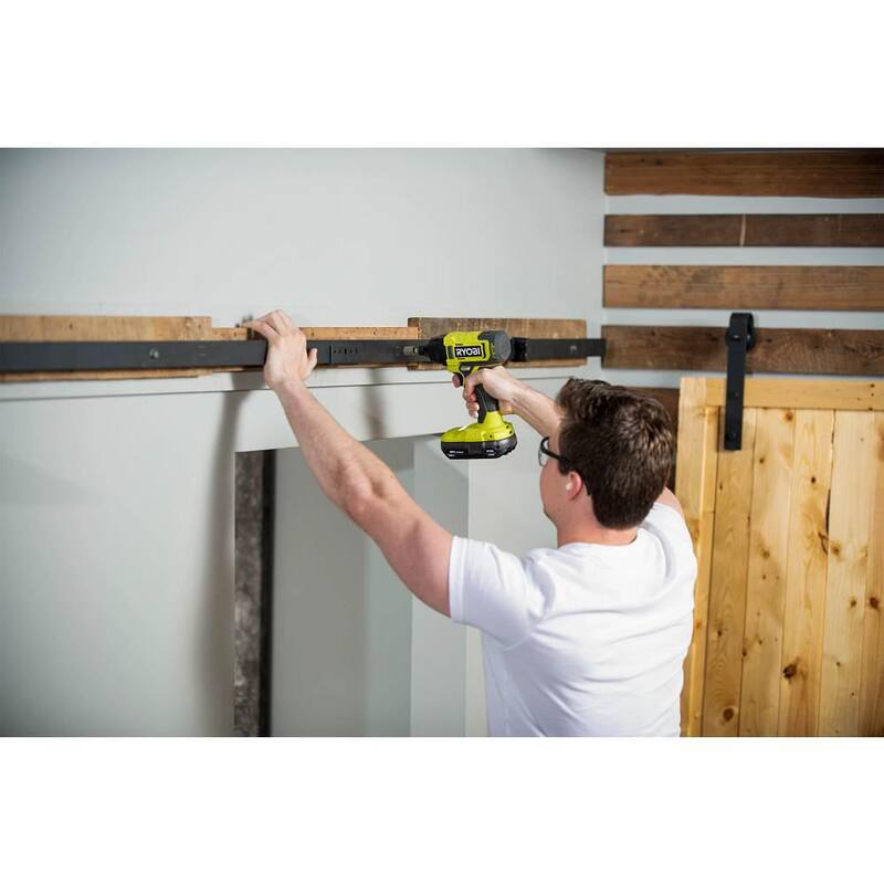 RYOBI ONE+ 18V Kit de Combo Inalámbrico de 4 Herramientas con Batería de 1.5 Ah, Batería de 4.0 Ah y Cargador - PCL1400K2