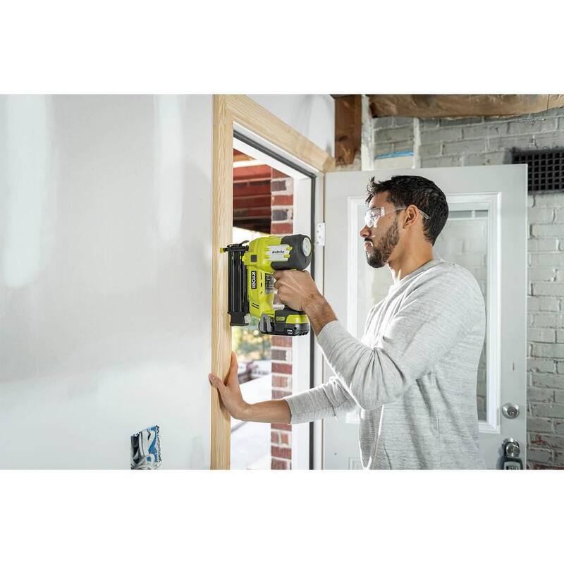 RYOBI ONE+ Juego de herramientas inalámbrico de 12 piezas de 18V con (1) batería de 1.5 Ah y (2) baterías de 4.0 Ah y cargador - PCL2200K3N