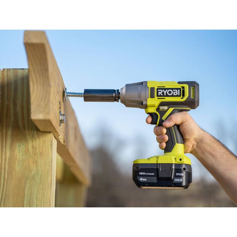Juego de Combo Automotriz Inalámbrico de 3 Herramientas de 18V RYOBI ONE+ con Pistola de Grasa, Trinquete de Tamaño Múltiple, Llave de Impacto, Batería de 2.0 Ah y Cargador - PCL13022K1