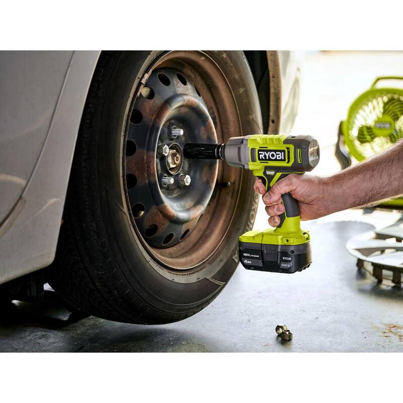 Juego de Combo Automotriz Inalámbrico de 3 Herramientas de 18V RYOBI ONE+ con Pistola de Grasa, Trinquete de Tamaño Múltiple, Llave de Impacto, Batería de 2.0 Ah y Cargador - PCL13022K1