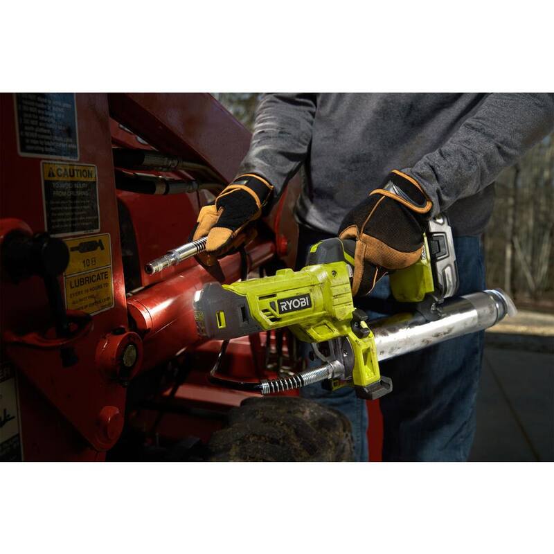 Juego de Combo Automotriz Inalámbrico de 3 Herramientas de 18V RYOBI ONE+ con Pistola de Grasa, Trinquete de Tamaño Múltiple, Llave de Impacto, Batería de 2.0 Ah y Cargador - PCL13022K1