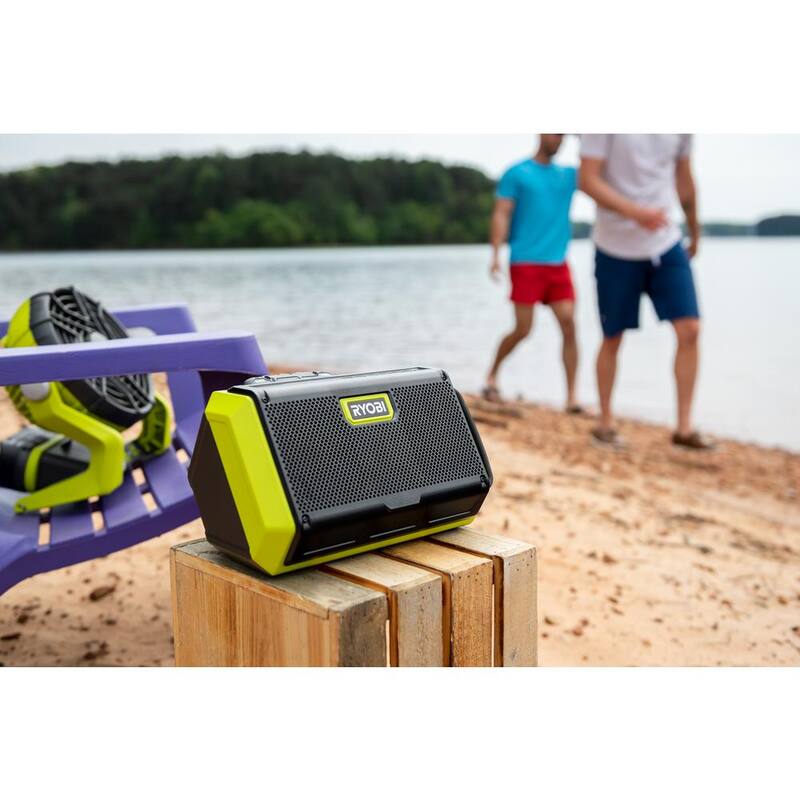 RYOBI ONE+ 18V Kit de Combo Inalámbrico de 2 Herramientas con Bocina con Tecnología Inalámbrica Bluetooth y Ventilador Portátil Híbrido (Herramientas Solamente) - PAD01B-PCL811B