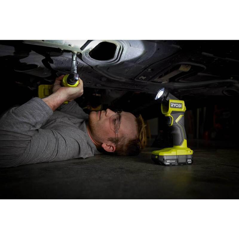 RYOBI ONE+ 18V Cordless 2-Tool Combo Kit w/ Drill/Driver, LED Light, (2) 1.5 Ah Batteries, Charger, and Bit Set (15-Piece) - PCL206K2-PCL660B-A971502

Kit combinado inalámbrico de 2 herramientas RYOBI ONE+ 18V con taladro/destornillador, luz LED, (2) baterías de 1.5 Ah, cargador y juego de puntas (15 piezas) - PCL206K2-PCL660B-A971502