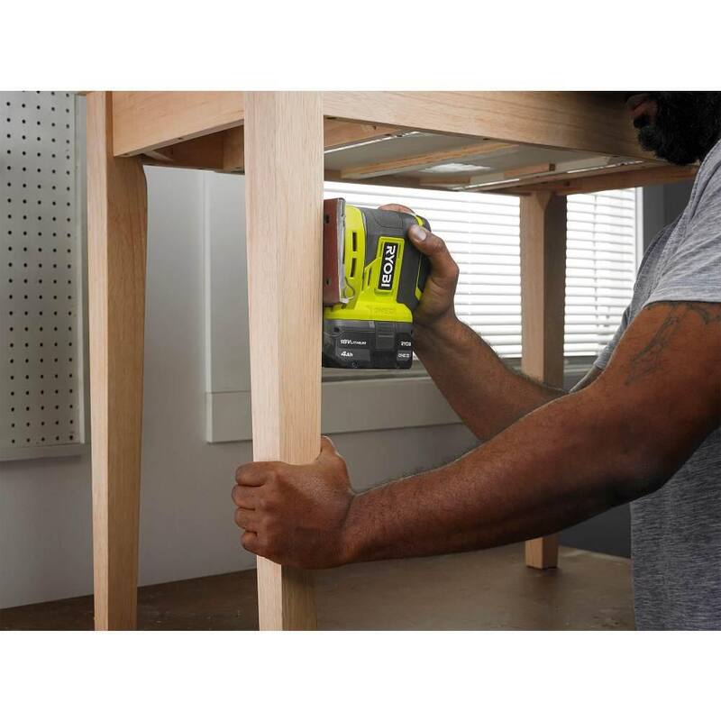 RYOBI ONE+ 18V Kit de Combos Inalámbrico de 2 Herramientas con Lijadora de Hoja de 1/4 y Lijadora de Acabado Corner Cat (Solo Herramientas) - PCL401B-PCL416B