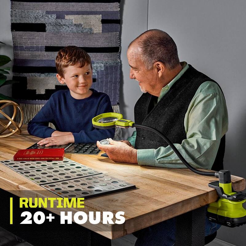 Kit combinado inalámbrico de 2 herramientas RYOBI ONE+ 18V con soldadora de 120W, lámpara de pinza con lupa y LED, batería de 1.5 Ah y cargador - PCL946B-PCL664K1N