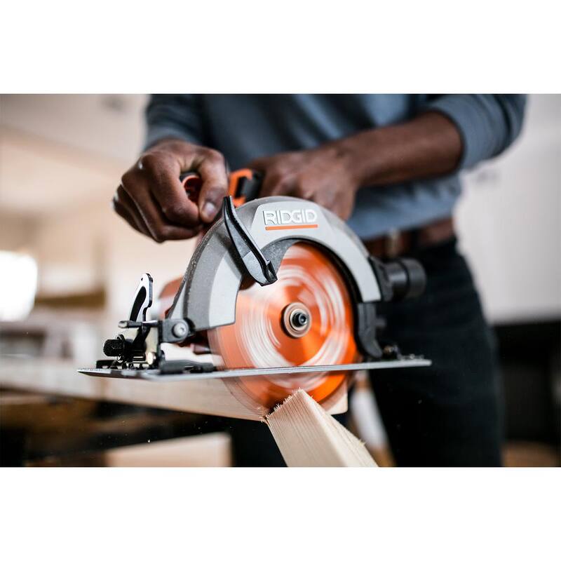 Kit de Combo Inalámbrico de 2 Herramientas RIDGID 18V con Batería de 2.0 Ah, Batería de 4.0 Ah, Cargador y Bolsa de Herramientas - R9237SB