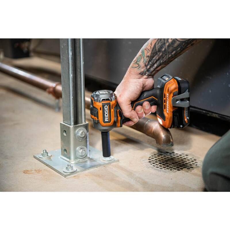 Juego de llave de impacto combo inalámbrica sin escobillas de 18V Subcompact de RIDGID con batería de 2.0 Ah y cargador - R96213SBN