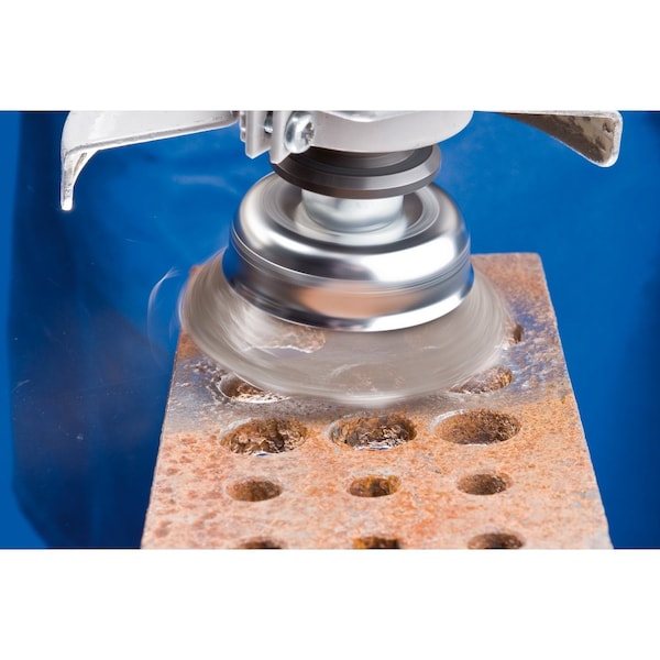 Pferd Knot Cup, .020CS Wire, M10x1.25, 2-3/4 - 82228