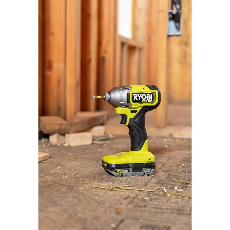 RYOBI ONE+ HP 18V Sin escobillas Inalámbrico 1/4 pulgadas. Llave de impacto con batería de iones de litio de 2.0 Ah - PBLID01B-PBP006