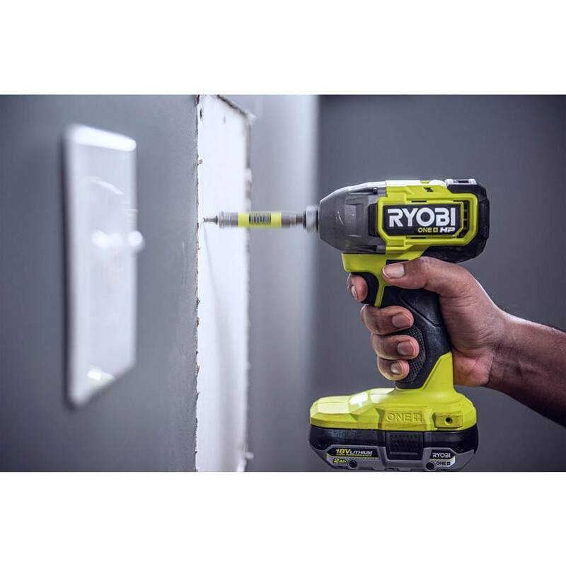RYOBI ONE+ HP 18V Brushless Cordless 1/4 in. Impact Driver con Batería de 2.0 Ah y Cargador - PBLID01B-PSK005