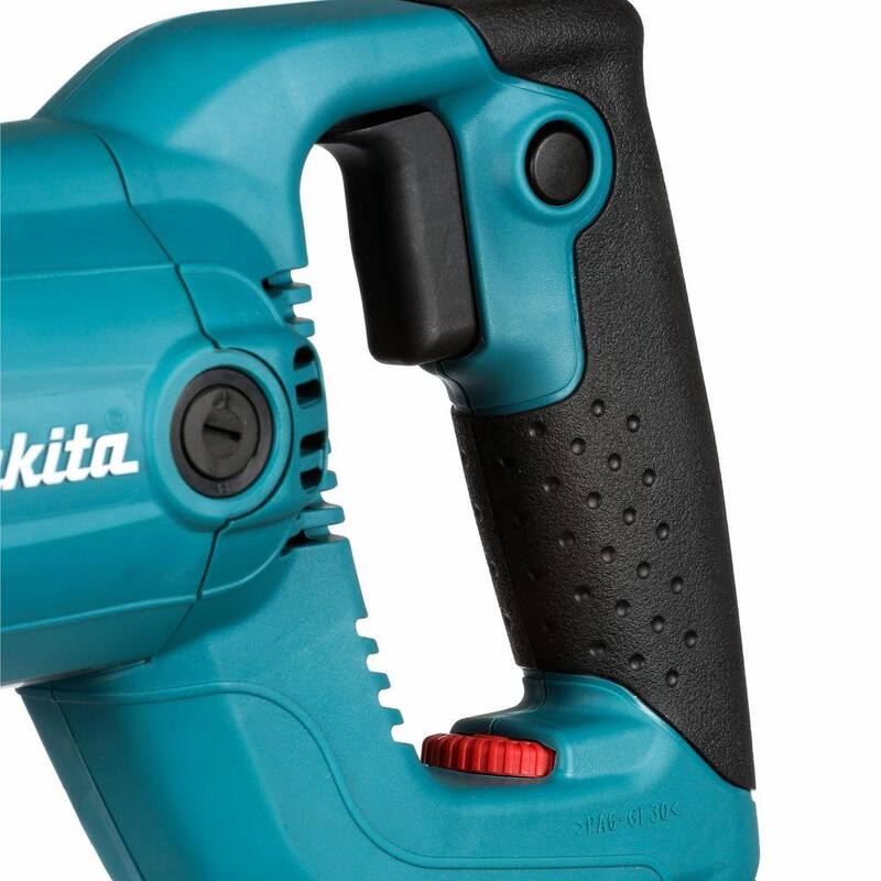 Sierra recíproca Makita de 15 amperes con AVT - JR3070CT.