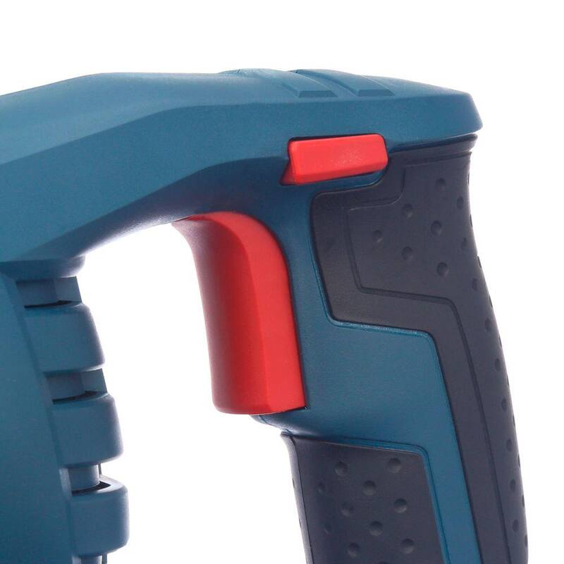 Si no tomas en cuenta la marca del producto, el título traducido sería: Sierra reciprocante compacta con cable de 12 amperios y velocidad variable de 1 pulgada de Bosch con hoja de sierra multiusos y estuche de transporte - RS325.
