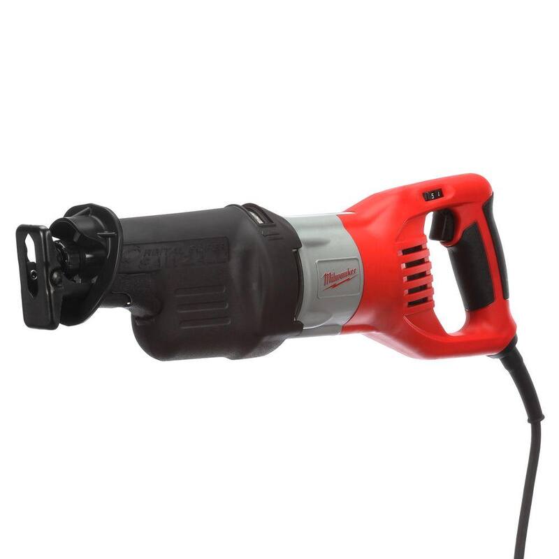 Milwaukee Sierra Recíproca SUPER SAWZALL de 15 amperios y 1-1/4 pulgadas de carrera con estuche rígido y hoja de sierra carburo SAWZALL - 6538-21-48-00-5201