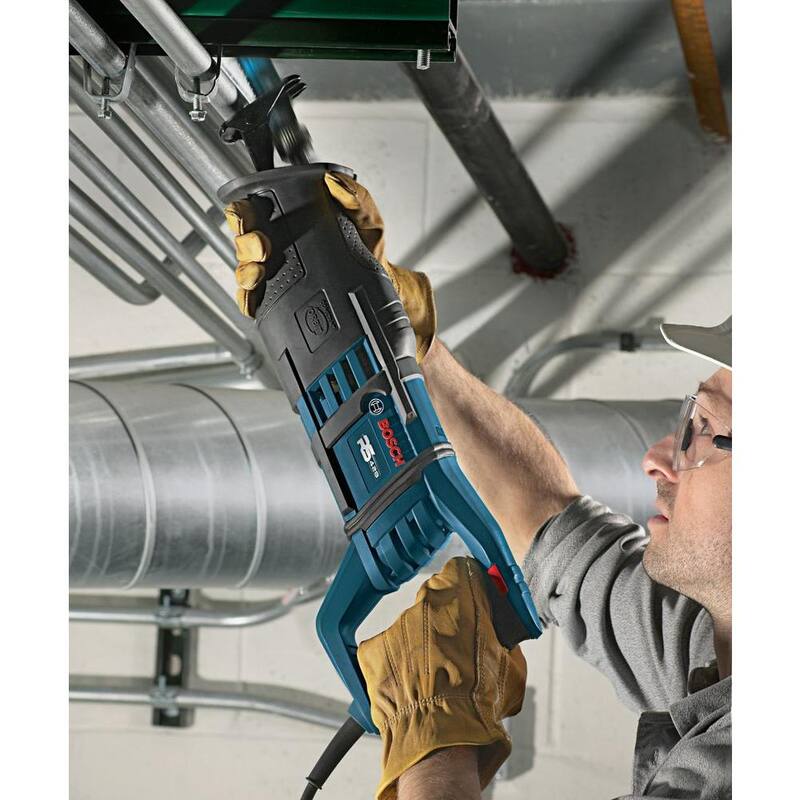 Si la marca del producto no se debe traducir, el título en español sería: Sierra reciproca con velocidad variable de 14 amperes y 1-1/8 pulgadas de carrera, con bolsa de transporte y control de vibración - RS428