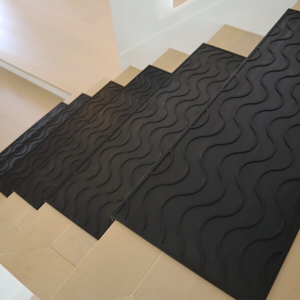 Rubber-Cal Rubber Black, 9.75 in W x 29.13 in L, 0.19 in Thick - 10-104-024-6PK