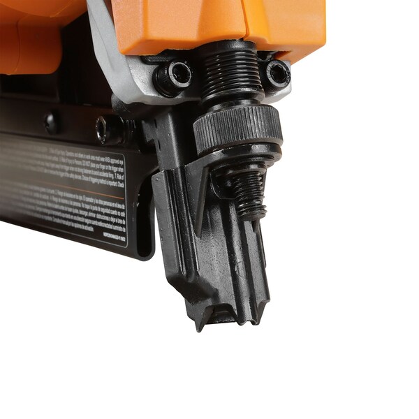 Freeman 20V Cordless 21 Degree, 3-1/4in Full Head Framing Nailer Including 4Ah Battery, Rapid Charger & Case - PE20V2183
