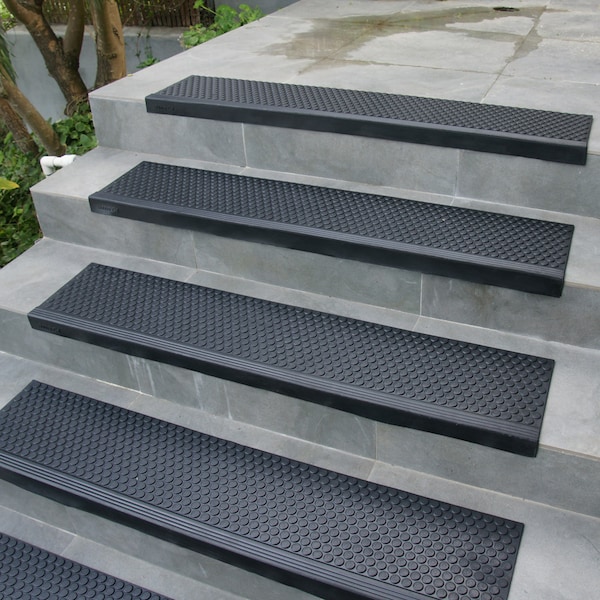 Rubber-Cal "Coin-Grip Commercial" Rubber Step Mat - 10" x 36" - 6pack - 10-104-012P