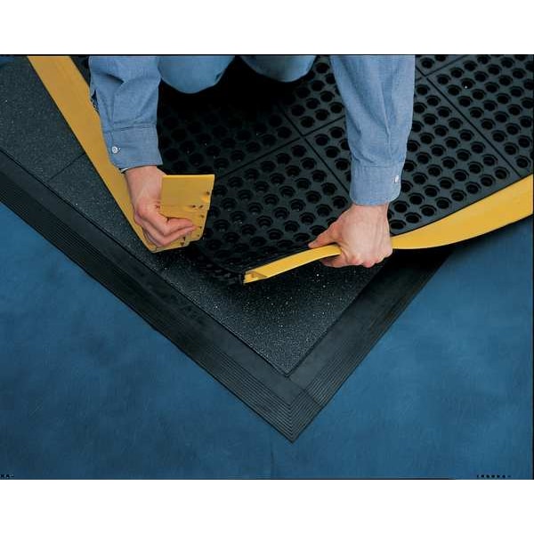 Wearwell Interlocking Antifatigue Mat Tile, Rubber, 3 ft W x 3 ft L, 5/8 in Thick - 570