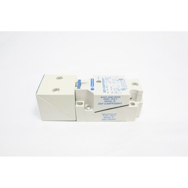Interruptor de proximidad Telemecanique Sensors 24240VAc, XS7C40FP260H7 - XS7-C40FP260H7