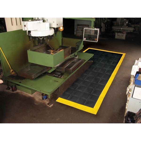 Notrax Interlocking Drainage Mat, 5 ft L x 3 ft W, 1 in Thickness, PVC, Diamond, Black - 620S0035BY