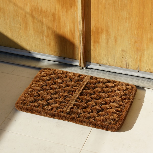 Rubber-Cal "Shiraz" Outdoor Scraper Door Mat, 16 by 24-Inch - 10-100-511