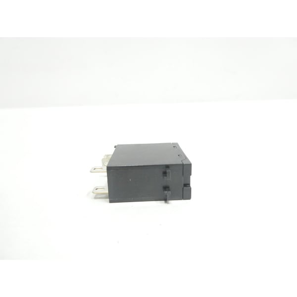 Relevador de estado sólido Allen Bradley 5-24V-DC 2A AMP 100-240V-AC - 700-SKOZ2Z25