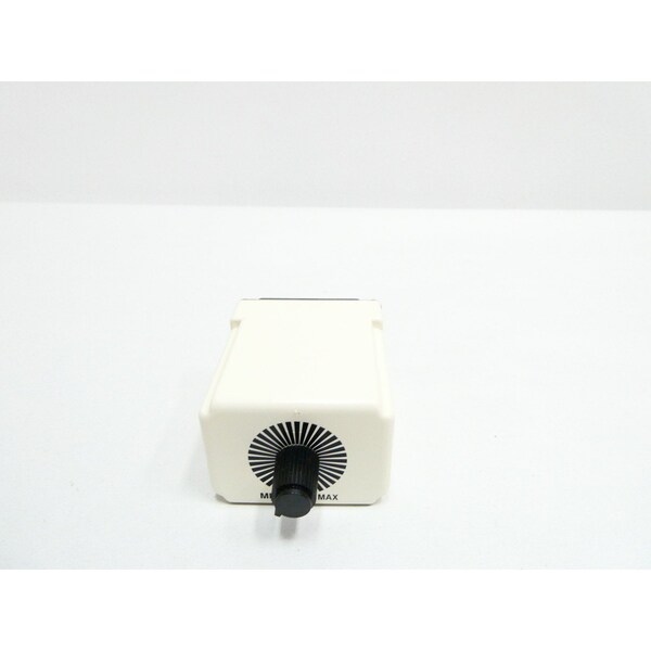 Rele de retardo de tiempo Square D 240V-CA - 9050 JCK32V20