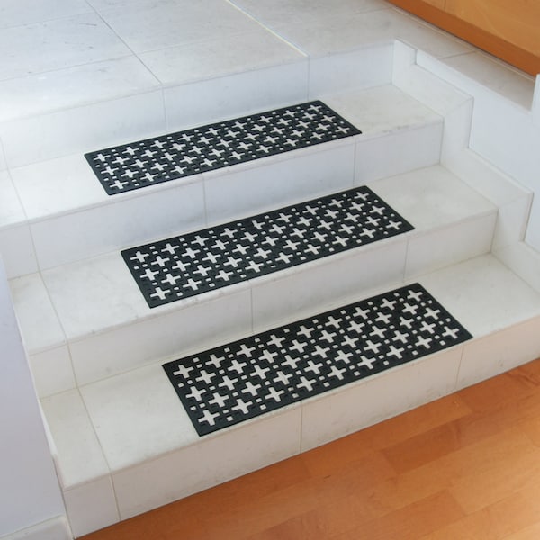 Rubber-Cal 6- Piece Stars Step Mat Rubber Stair Treads, 9.75 by 29.75-Inch, Black - 10-104-000-6PK