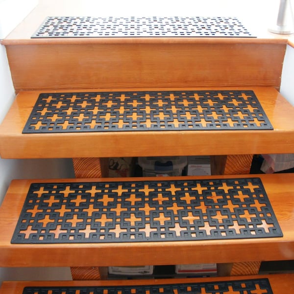Rubber-Cal 6- Piece Stars Step Mat Rubber Stair Treads, 9.75 by 29.75-Inch, Black - 10-104-000-6PK