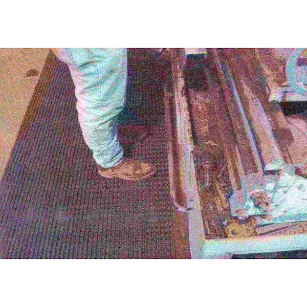 Durable Corp Industrial, Oil/Acid/Chemical Resistant Matting 2'x33' Black - VYN2X33BLK