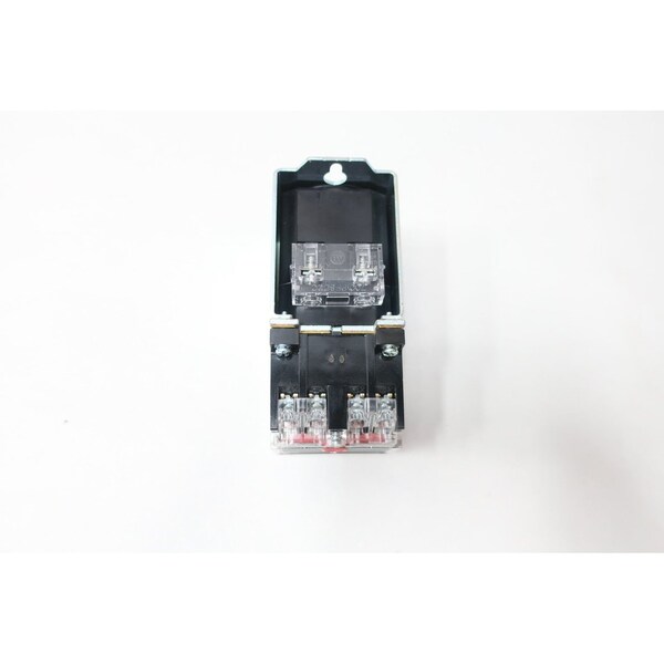 Relevador de control Allen Bradley TIPO P 115-125V-DC - 700DC-P400Z1