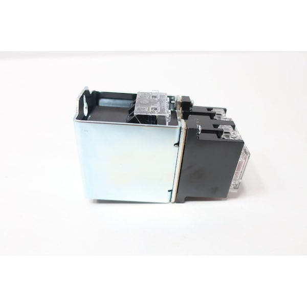 Relevador de control Allen Bradley TIPO P 115-125V-DC - 700DC-P400Z1