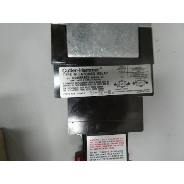 Relé de Control Eaton Cutler-Hammer 8P Tipo M con Enclavamiento 120V CA - D26MR802A