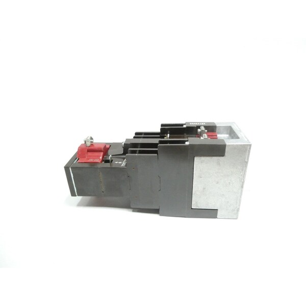 Relé de Control Eaton Cutler-Hammer 8P Tipo M con Enclavamiento 120V CA - D26MR802A