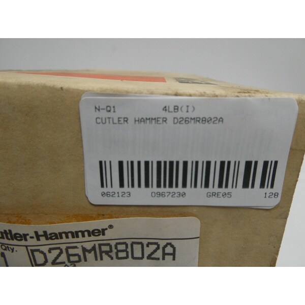 Relé de Control Eaton Cutler-Hammer 8P Tipo M con Enclavamiento 120V CA - D26MR802A
