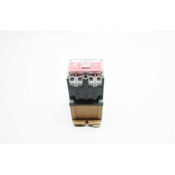 Relevador de Control de Seguridad Allen Bradley 230-240V CA - 700S-P220A2