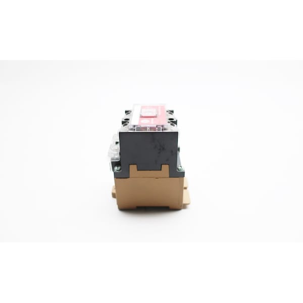 Relevador de Control de Seguridad Allen Bradley 230-240V CA - 700S-P220A2